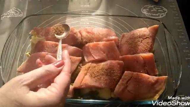 ЧЕРВОНА РИБА НА ЗЕЛЕНІЙ ПОДУШЦІ ;-)