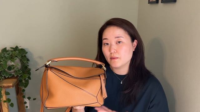 It's back in my collection! | Loewe Small Puzzle reveal, Small vs Medium comparison, what fits смотреть онлайн