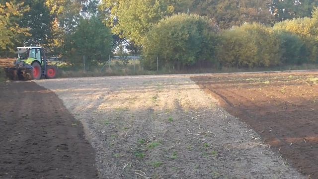 Культивация после картофеля , трактор Класс (cultivation potatoes tractor Class) смотреть онлайн