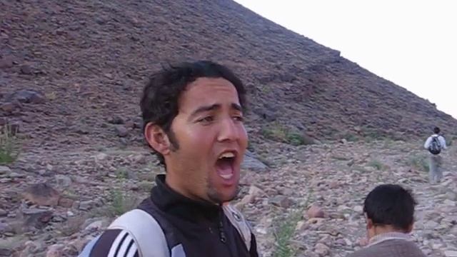 Cantando en la montaña del eco. смотреть онлайн