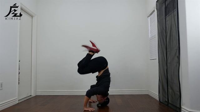 How To Breakdance - Freeze - Headstand (Understanding Control While Upside Down) смотреть онлайн