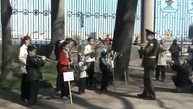 Санкт Петербург Летний сад Духовой ансамбль Семья АЛЕКСЕЕВЫХ смотреть онлайн
