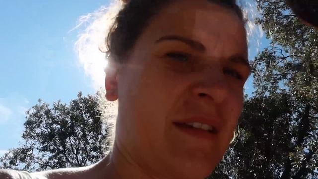 Épisode 11 : On teste le camping naturiste, partie 2 ! смотреть онлайн