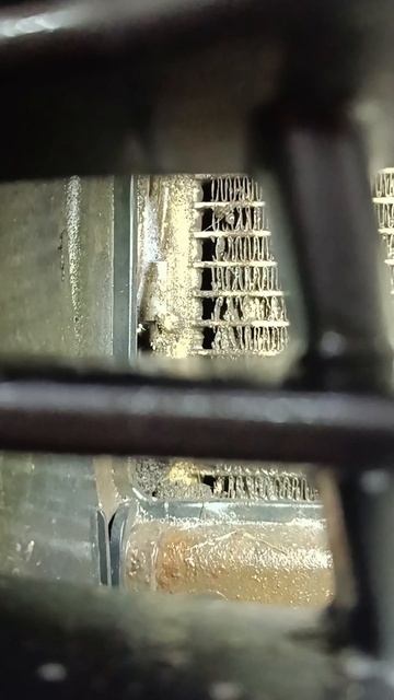 опрессовка системы кондиционирования на авто, хендай Элантра с дырой в радиаторе