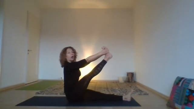 Kundalini Flow Yoga - No Stress! смотреть онлайн
