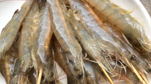 Tôm Nướng Mọi - Жареные креветки - Խորոված ծովախեցգետին - 烤虾 - Gegrillte Garnelen -Gegrilde Garnale