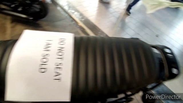 Yezdi Adventure, Roadster, Scrambler - First Impressions- Specification Comparison - On Road Price смотреть онлайн