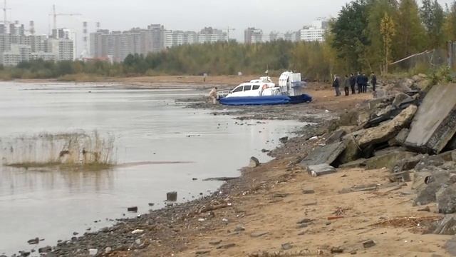 застрявший МЧС. смотреть онлайн