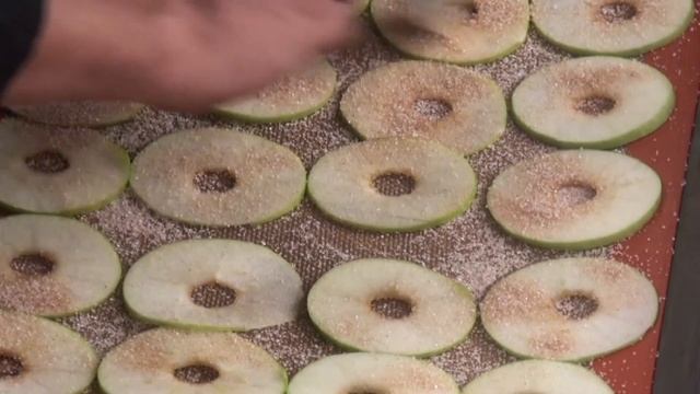 Apple Chips | Sanjeev Kapoor Khazana