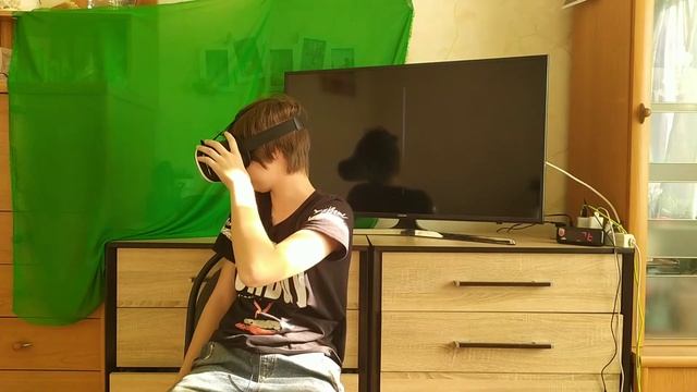 Прохождение игр в шлеме виртуальной реальности смотреть онлайн
