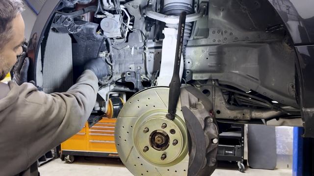 Range Rover LR405 Bumper Trim Tutorial: Fit Larger Tires for Off-Road Mastery! смотреть онлайн