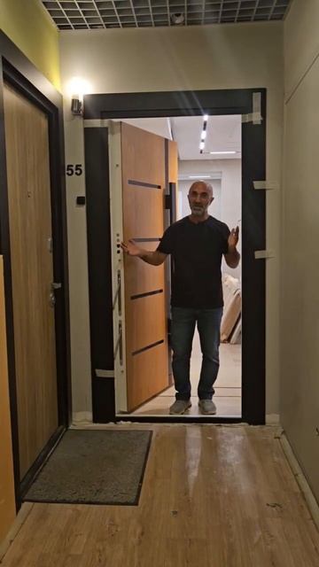 Чтобы не менять потом входную дверь #ремонтсвоимируками #установкадверей #монтаждверей #советыремон смотреть онлайн