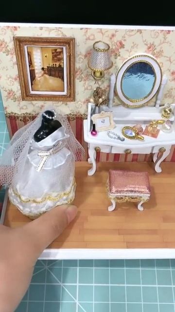 Doll House Building - Cute Mini House.