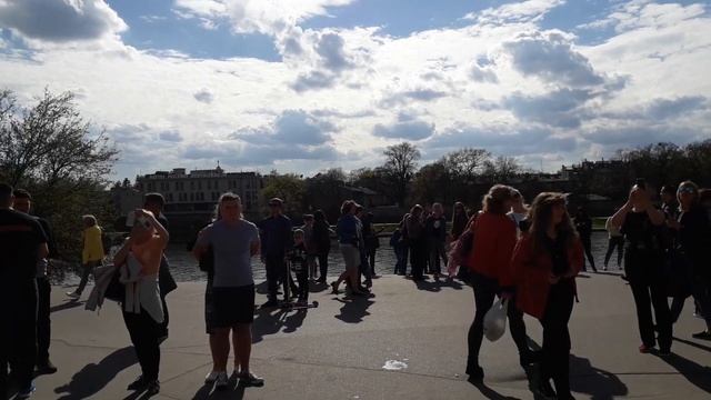 Дракон извергающий пламя. Краков. смотреть онлайн