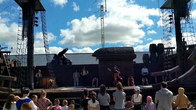 Pirates Of Zanzibar Flamingo Land 30 July 2016 *full Show*
