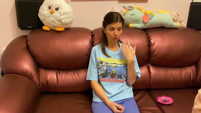 ЭТО ШОК! МИЛА ДЕЛАЕТ МАКИЯЖ ДЛЯ МАМЫ. БУДЕТ КЛАССНАЯ ВЕЧЕРИНКА смотреть онлайн