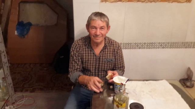 VLOG. БАТЯ ЖАРИТ КАРАСЕЙ