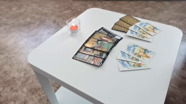 Что у него в голове? Его мысли о вас прямо сейчас | Расклад Таро смотреть онлайн