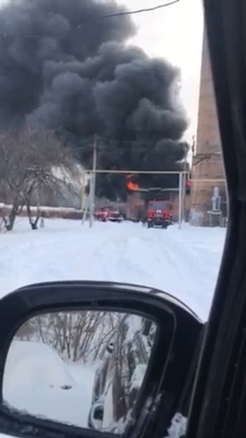 Видео с места пожара в Славянске