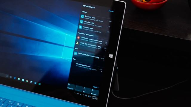 Windows 10 Hands-On! (Build 10240) смотреть онлайн