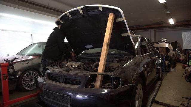 AUDI A3 8L MOTORHAUBE AUSBAUEN TUTORIAL / ANLEITUNG смотреть онлайн