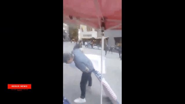 New Hampshire Man Attacks 15 Year Old Trump Supporter смотреть онлайн