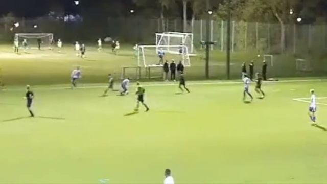 Elvis Playing in Odense Boldklub in Denmark смотреть онлайн