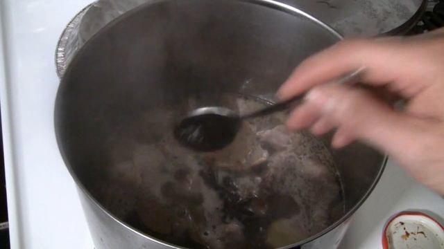 Cantonese Beef Brisket With Daikon 萝卜焖牛腩 (With "Foo Jook" Bean Curd Sticks) Chinese Beef Stew смотреть онлайн