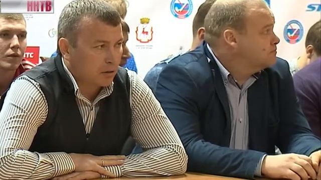 Хоккейный клуб "Старт" встретился со своими болельщиками смотреть онлайн