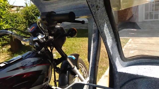 Bienvenuto Family Private Tricycle смотреть онлайн