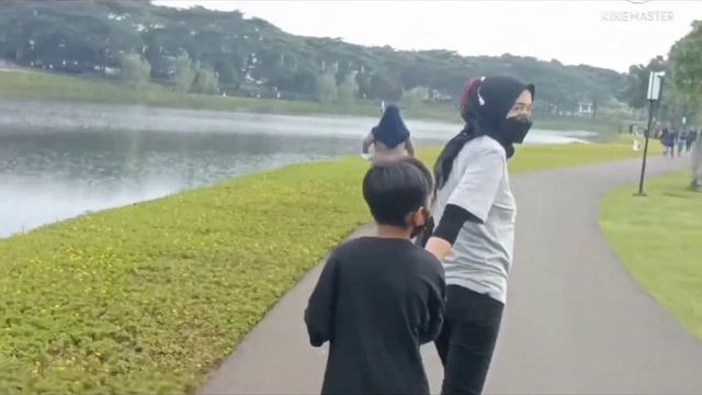 Piknik sambil lari pagi di danau BSB city Semarang смотреть онлайн