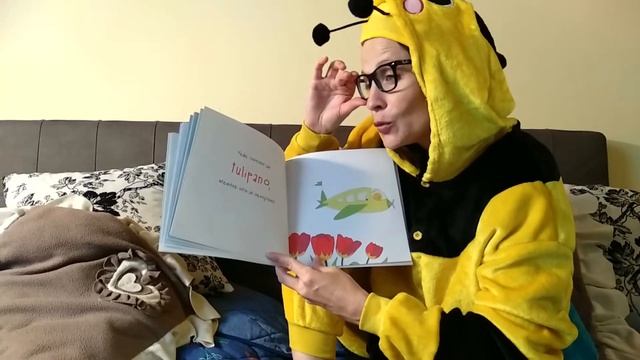 LETTURA PER BAMBINI - MAMMA LILI - LA VITA DELL'APETTA LINDA смотреть онлайн