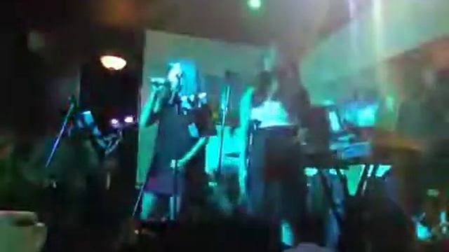 Leslie & April 1 - Innovation Band Gig @ Bistro MANILA- 10/