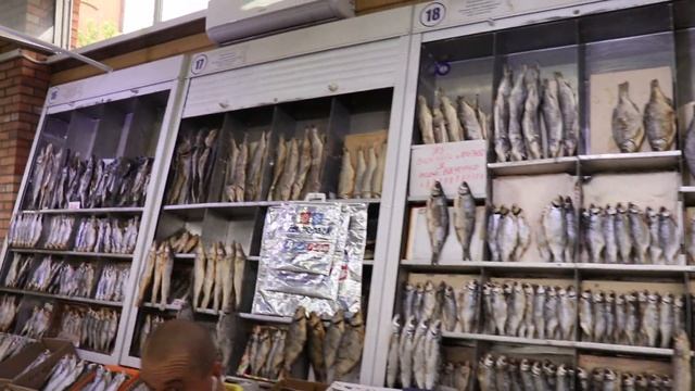 Рыбный рынок Астрахани смотреть онлайн