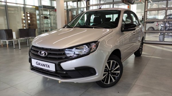 LADA Granta седан