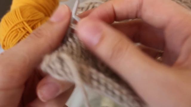 Как увеличить или уменьшить размер шишечек спицами. #KVK смотреть онлайн