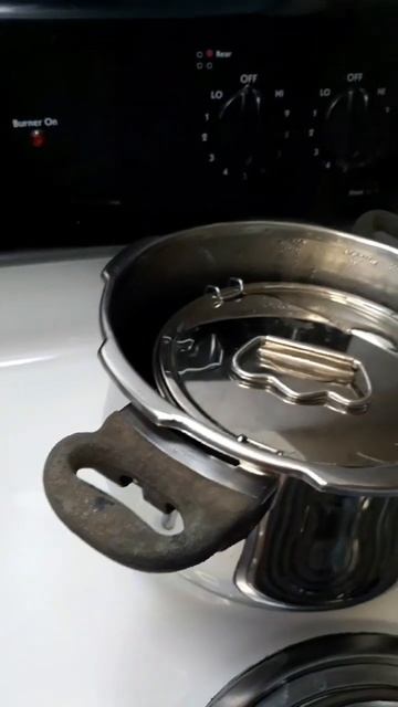 ASMR 🎧 #shorts The Best Cuban Flan On Pressure Cooker +Recipe 🔪🍮 EL MEJOR  #asmrfood   #asmrcomida