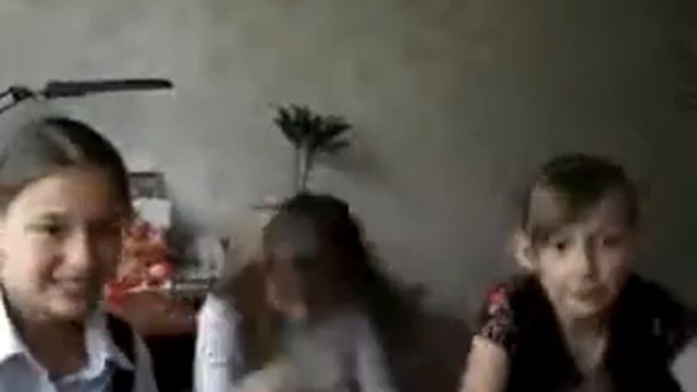 Малолетки пародируют Backstreet Boys