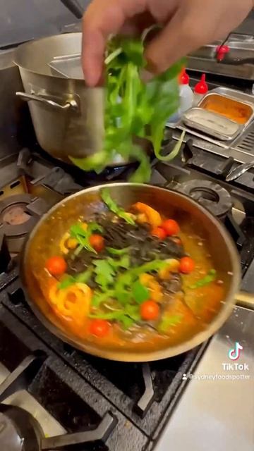 Squid Ink Pasta 🍝🦑 #pasta #sydneyfoodie #pastatiktok #sydneyfoodspotter