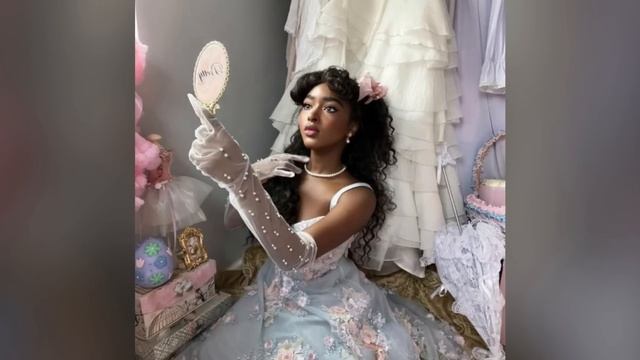 Our Love Hate Relationship with Wealth Aesthetics & Unrelatable Influencers смотреть онлайн