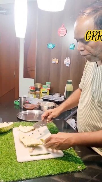 Soursop |fruitarian |fruitcutting |healthy |fruits