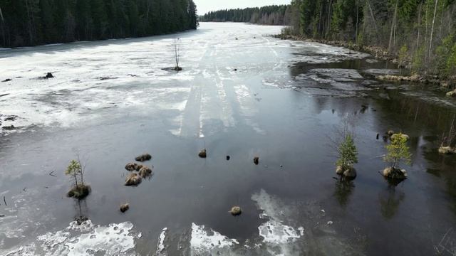 Пруд ВСЁ. РАВНО. растаял.😁 ТЕПЕРЬ ТОЛЬКО СПИННИНГ И ПОПЛАВОК. смотреть онлайн