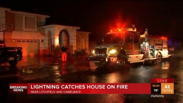 Lightning catches house on fire in Litchfield Park смотреть онлайн