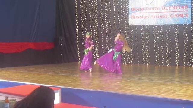 Ангелина Филиппенкова и Александра Чепикова смотреть онлайн