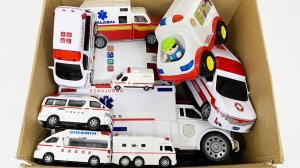 Мультики про машинки. Мультики для малышей. Мини-автомобиль скорой помощи едет с включённой сиреной.