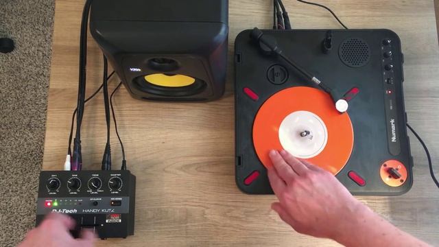 Innofader Mini Scratch Freestyle смотреть онлайн