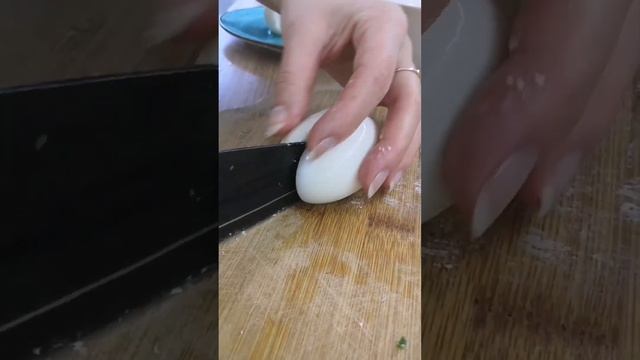 Пирожки из постного теста с картошкой и не постной начинкой луком и яйцом смотреть онлайн