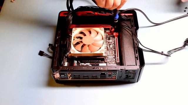 Mini-ITX HTPC Build of 2018! Smallest I've Built! смотреть онлайн