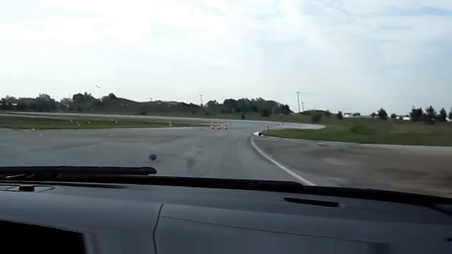 hot lap in a V10 powered M5 with the BMW Driving Instructor смотреть онлайн