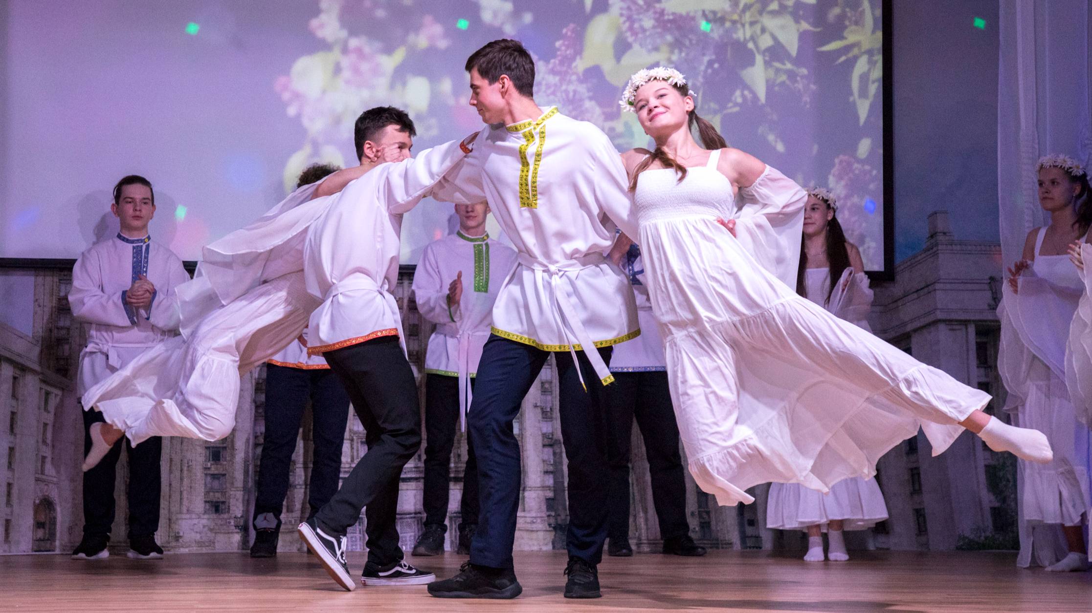 Отчетный концерт педагогов дополнительного образования 2025 смотреть онлайн